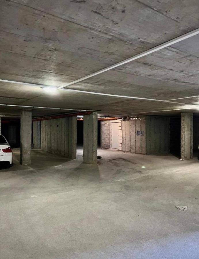 Apartment Ultra Lux Free Underground Parking Pasardschik
